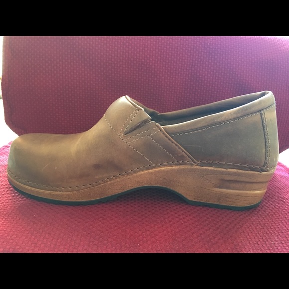 L.L. Bean women’s classic clogs - Picture 5 of 6